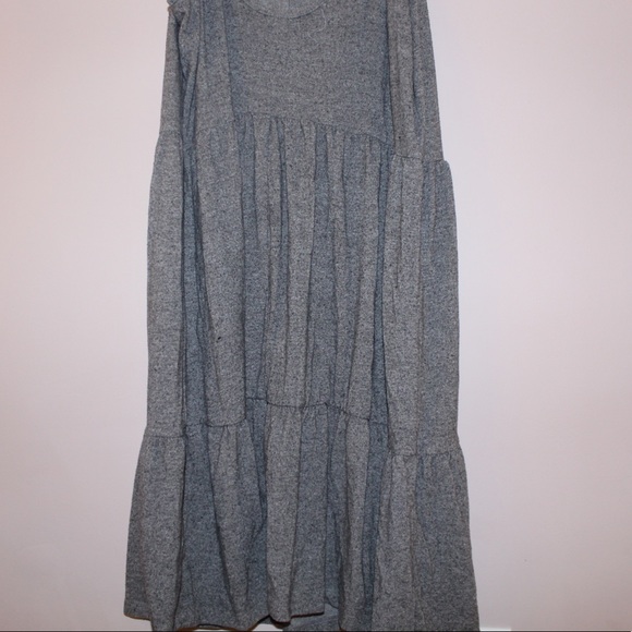 Grey baby doll dress with slender sleeves - Picture 2 of 3